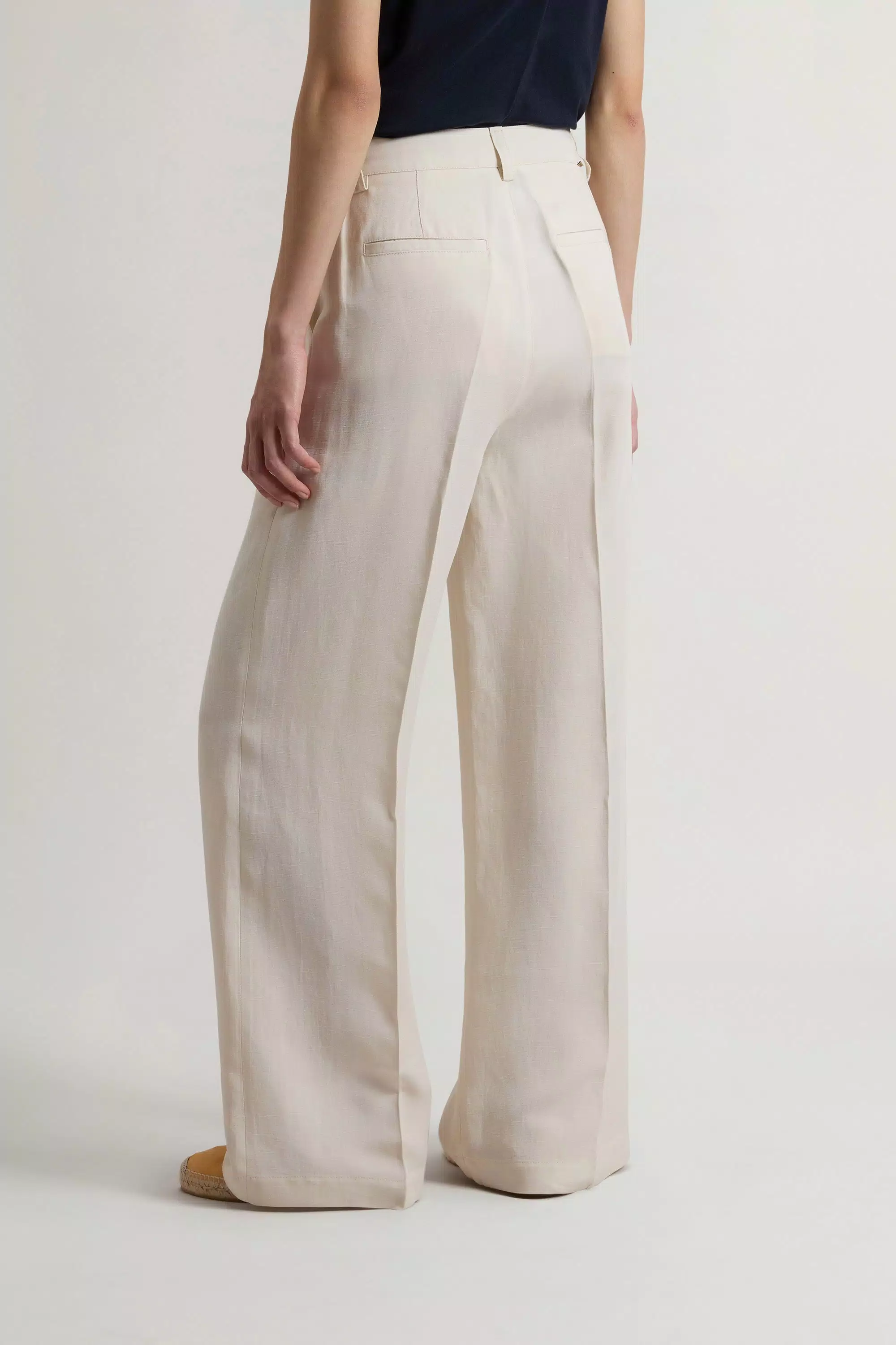 Pantaloni in misto lino - Crema latte
