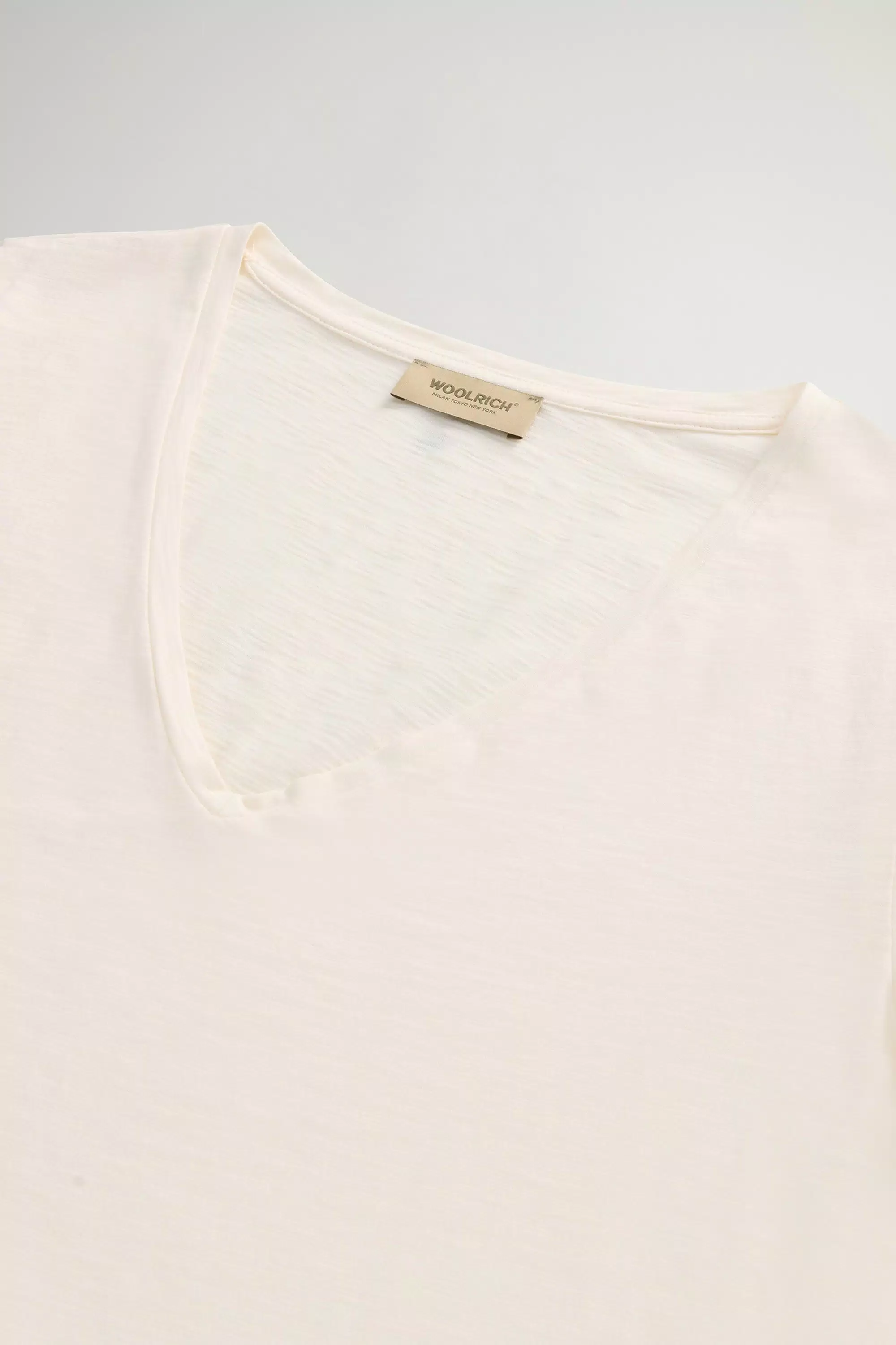 T-Shirt in Cotone Puro con Collo a V - Jet Stream