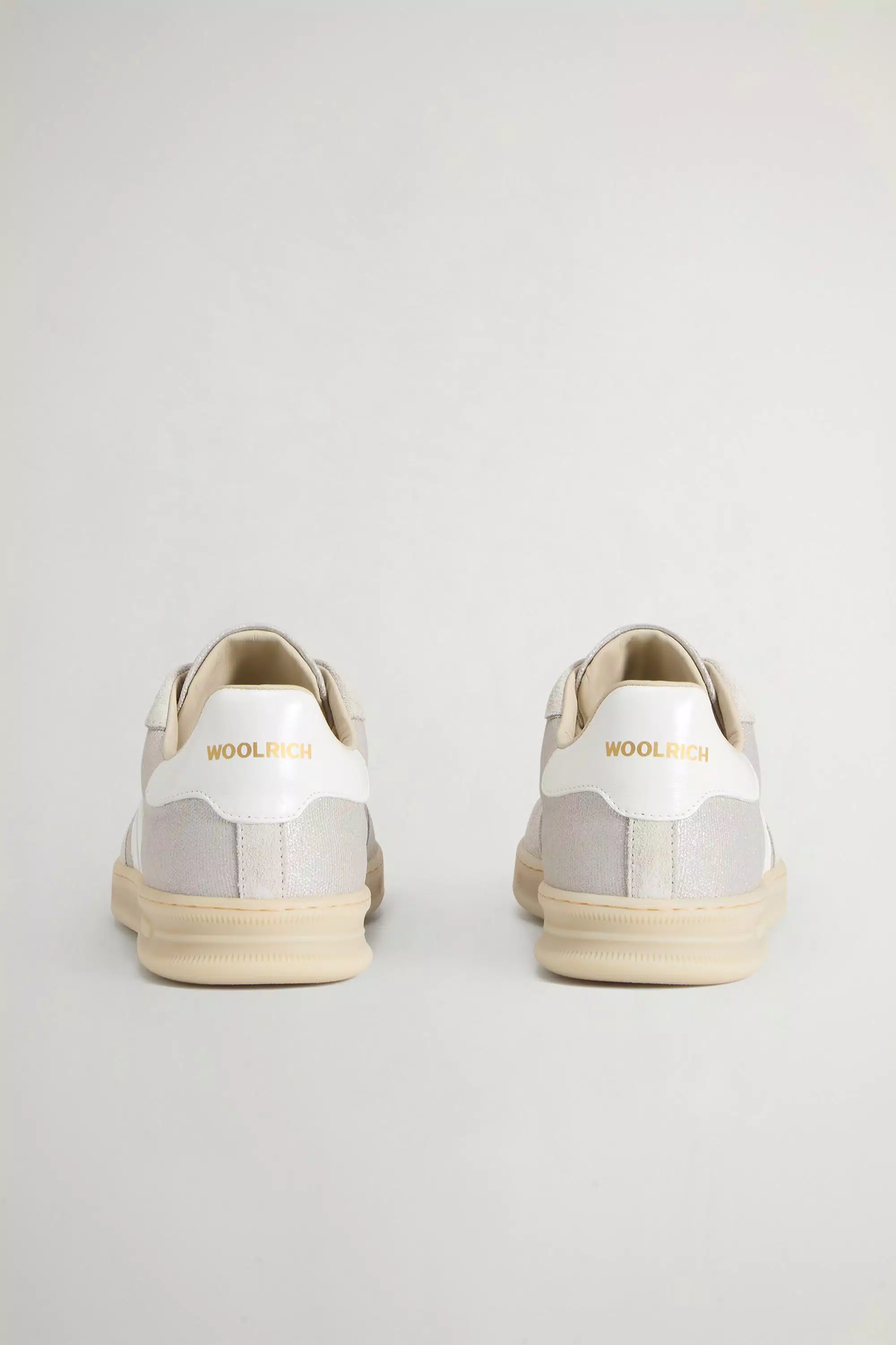 Doppiou Sneakers da Tennis Laminati con Dettagli in Suede - Grigio Argento