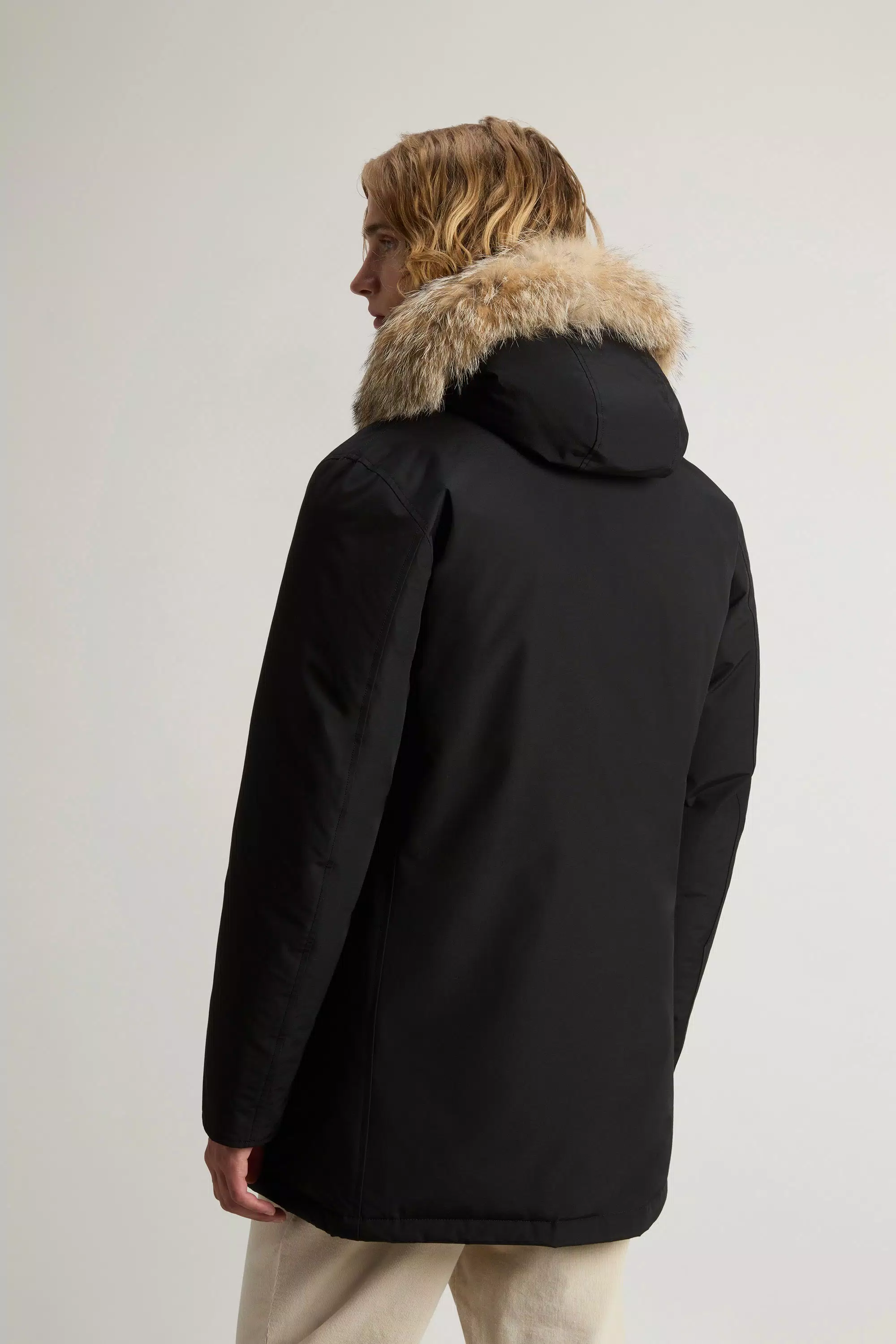 Parka Artica in Tessuto Ramar con Bordo di Pelliccia Rimovibile - Nero
