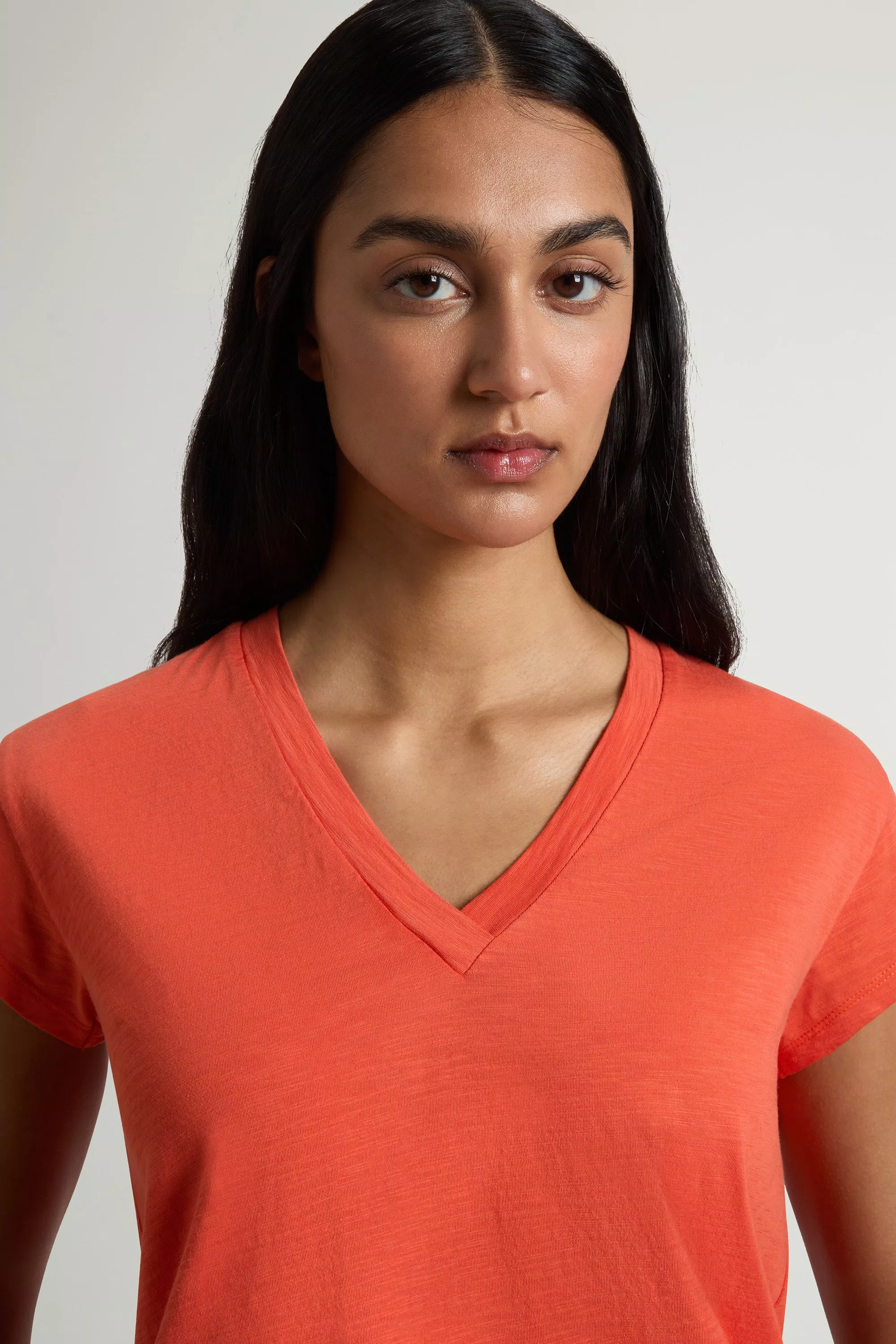 T-shirt a collo a V in Tessuto di Cotone Puro con Effetto Slub - Paprika