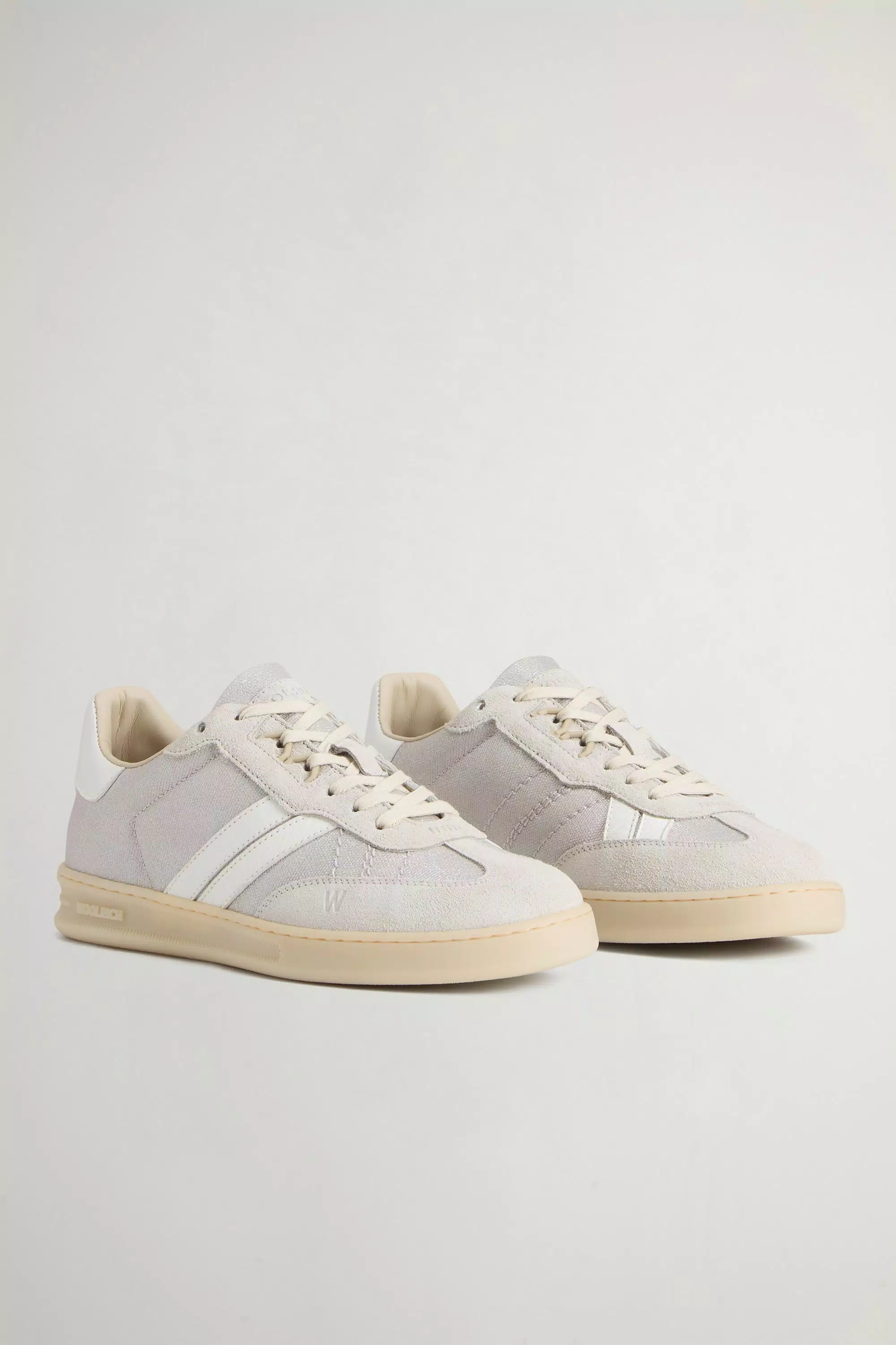 Doppiou Sneakers da Tennis Laminati con Dettagli in Suede - Grigio Argento